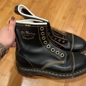 Dr Martens Cappers